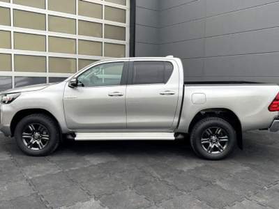 Toyota Hilux 2.8 D-4D 4x4 Km Zero Argento usata Morano Calabro