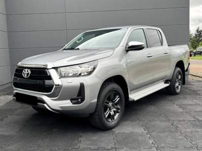 Toyota Hilux 2.8 D-4D 4x4 Km Zero Argento usata Morano Calabro