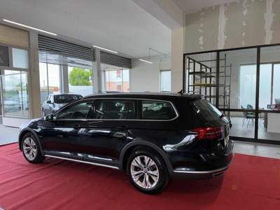 Volkswagen Passat 2.0 TDI 190 CV 4MOTION DSG BMT Nero usata Rivanazzano Terme