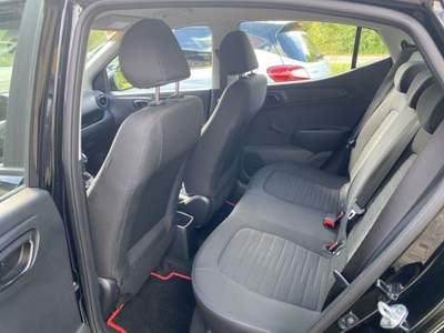 Hyundai i10 1.0 MPI AT Trend Nero usata Castelnuovo Rangone