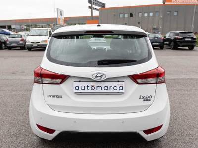 Hyundai ix20 1.6 CRDI 115 CV Style Bianco usata Silea