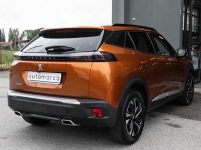 Peugeot 2008 PureTech 130 S&S EAT8 Allure Arancione usata Silea