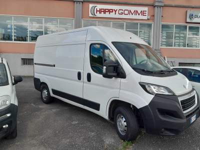 Peugeot Boxer BOXER 330 L2H2 2.2 BLUEHDI Bianco usata Grottaminarda
