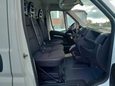 Peugeot Boxer BOXER 330 L2H2 2.2 BLUEHDI Bianco usata Grottaminarda