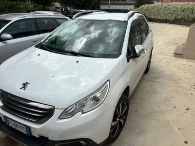 Peugeot 2008 BlueHDi 100 Allure Bianco usata Bracciano