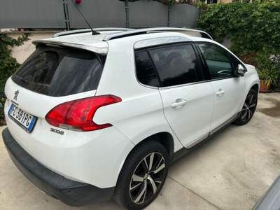 Peugeot 2008 BlueHDi 100 Allure Bianco usata Bracciano