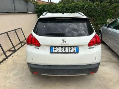 Peugeot 2008 BlueHDi 100 Allure Bianco usata Bracciano