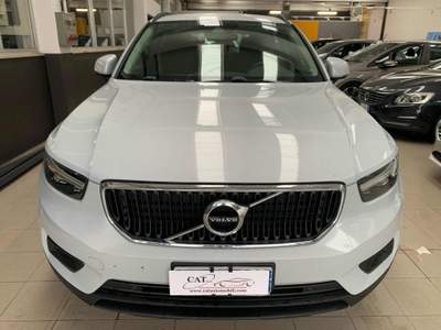 Volvo XC40 D3 AWD Business Bianco usata Tolmezzo