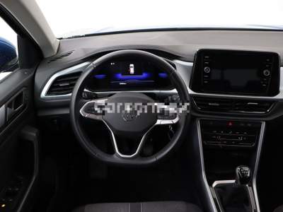 Volkswagen T-Roc 1.0 TSI Life Blu/Azzurro usata Castelnuovo Rangone