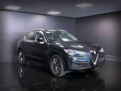 Alfa Romeo Stelvio 2.0 Turbo 200 CV AT8 Q4 Business Nero usata Castelnuovo Rangone
