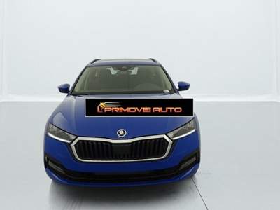 Skoda Octavia 1.5 e-TEC DSG Ambition Blu/Azzurro usata Castelnuovo Rangone