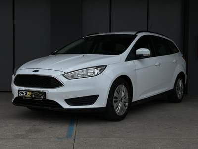 Ford Focus 1.5 TDCi 95 CV Start&Stop SW Business Bianco usata Monselice