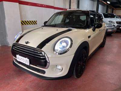 MINI Cooper 1.5 Cooper D Business 5 porte Beige usata Verona MINI Cooper 1.5 Cooper D Business 5 porte Beige usata Verona