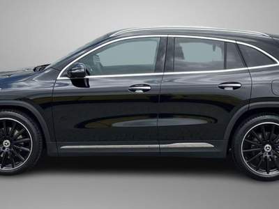 Mercedes-Benz GLA e hybrid Auto Premium AMG MULTIBEAM KAMERA 20" Nero usata Bracciano
