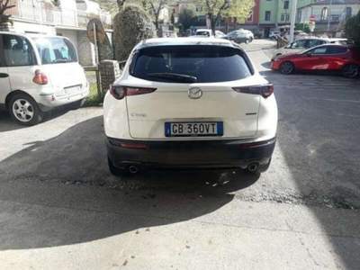 Mazda CX-30 2.0L Skyactiv-G M-Hybr. 150CV 2WD Executive Bianco usata Lucca