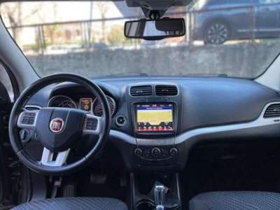 Fiat Freemont Freemont 2.0 Multijet 140 CV Lounge usata Lucca