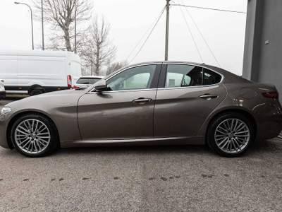 Alfa Romeo Giulia 2.2 Turbodiesel 210 CV AT8 AWD Q4 Veloce Marrone usata Silea