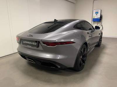 Jaguar F-Type 2.0 aut. Coupé R-Dynamic Black Grigio usata Grumello del Monte