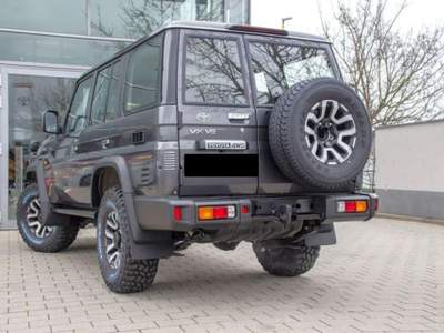Toyota Land Cruiser GRJ 76 4.0 VX LIM '24 Grigio usata Morano Calabro