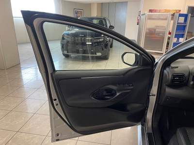 Toyota Yaris YARIS 1.5 HYBRID LOUNGE Argento usata Gianico