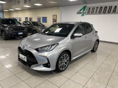 Toyota Yaris YARIS 1.5 HYBRID LOUNGE Argento usata Gianico