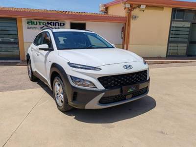 Hyundai Kona 1.6 crdi 48V Xtech 2wd 136cv imt Bianco usata Ispica