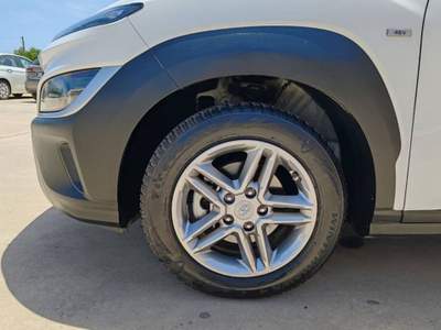 Hyundai Kona 1.6 crdi 48V Xtech 2wd 136cv imt Bianco usata Ispica