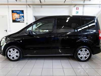 Ford Tourneo Courier 1.0 EcoBoost 100 CV Plus Nero usata Silea