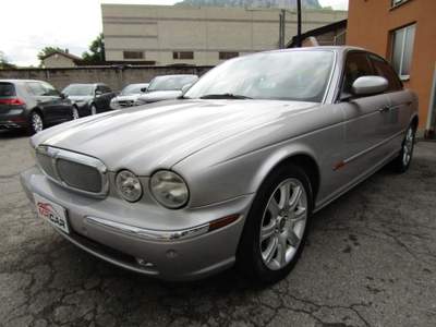 Jaguar XJ XJ XJ6 3.0 V6 * 172.000 KM REALI * Argento usata Lecco