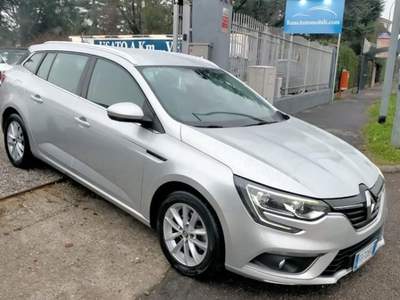 Renault Mégane Sporter dCi Business 6B Argento usata Corbetta