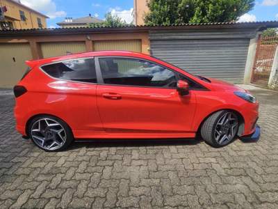 Ford Fiesta 1.5 Ecoboost 200 CV 3 porte ST performance edition Rosso usata Novi Ligure