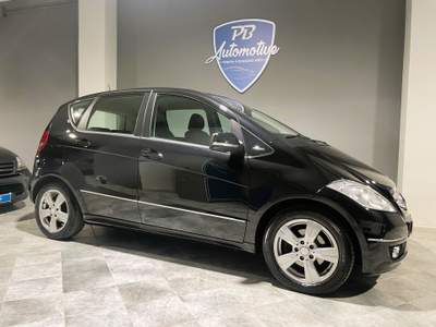 Mercedes-Benz Classe A MERCEDES A 180CDI RESTYLING AVANTGARDE BLUETOOTH Nero usata Adelfia