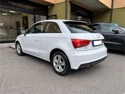 Audi A1 1.0 TFSI ultra Bianco usata Cantù