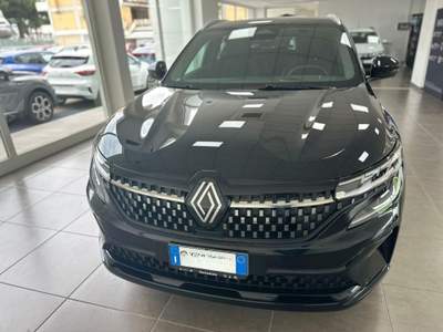Renault Austral Austral Full Hybrid E-Tech 200 CV Iconic Grigio usata Nola