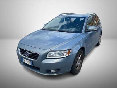 Volvo V50 D2 POLAR PLUS Grigio usata Oderzo