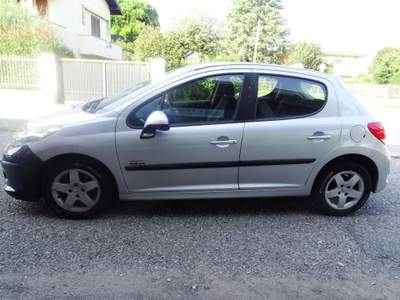 Peugeot 207 1.4 8V 75CV 5p. Energie ECO GPL Grigio usata Solbiate Arno