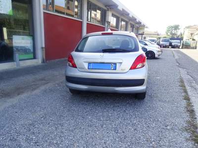 Peugeot 207 1.4 8V 75CV 5p. Energie ECO GPL Grigio usata Solbiate Arno