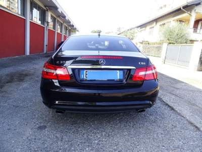 Mercedes-Benz Classe E COUPE'  BlueTEC Automatic Premium Nero usata Solbiate Arno