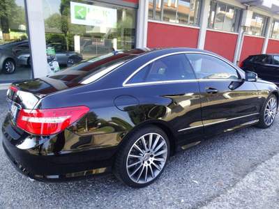 Mercedes-Benz Classe E COUPE'  BlueTEC Automatic Premium Nero usata Solbiate Arno