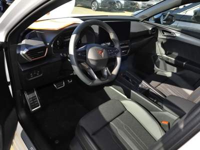 Cupra Leon 2.0 TSI 245 CV DSG VZ Bianco usata Castelnuovo Rangone