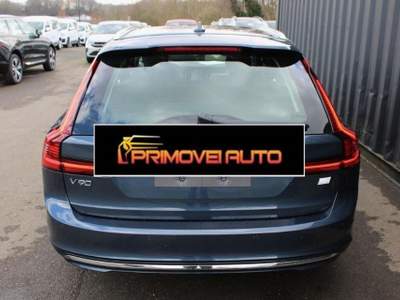 Volvo V90 T6 Recharge AWD Plug-in Hybrid aut. Plus Bright Blu/Azzurro usata Castelnuovo Rangone