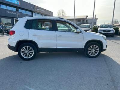 Volkswagen Tiguan 2.0 TDI 140 CV 4MOTION DSG  SPORT Bianco usata Massarosa