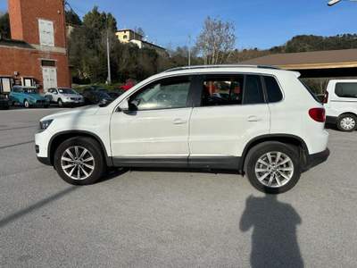 Volkswagen Tiguan 2.0 TDI 140 CV 4MOTION DSG  SPORT Bianco usata Massarosa