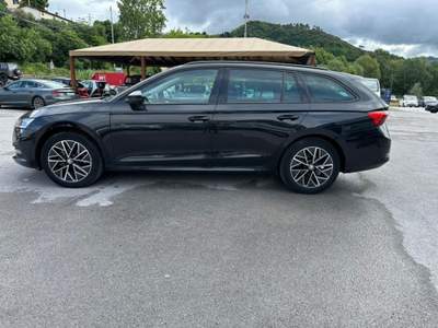 Skoda Octavia 1.5 TSI ACT Wagon Executive Nero usata Massarosa