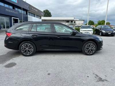 Skoda Octavia 1.5 TSI ACT Wagon Executive Nero usata Massarosa