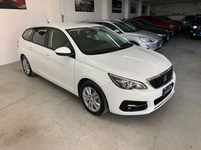 Peugeot 308 BlueHDi 130 EAT8 SW Business Bianco usata Grammichele
