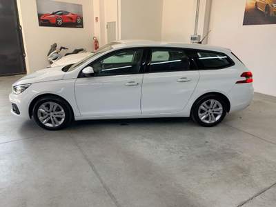 Peugeot 308 BlueHDi 130 EAT8 SW Business Bianco usata Grammichele