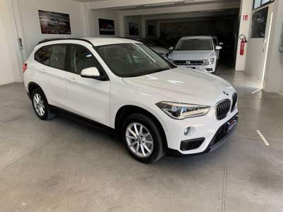 BMW X1 xDrive18d Business Navi Aut. Bianco usata Grammichele