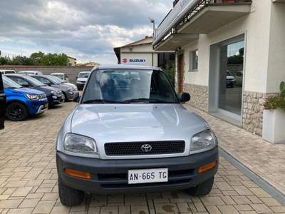 Toyota RAV4 RAV4 2.0i  16V FUN cat 5 porte Grigio usata Cortona