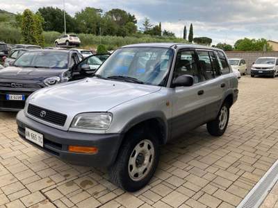 Toyota RAV4 RAV4 2.0i  16V FUN cat 5 porte Grigio usata Cortona